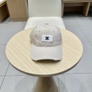 The 2025 Celine new minimalist baseball cap, a big brand style, is super easy to match