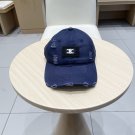 The 2025 Celine new minimalist baseball cap, a big brand style, is super easy to match (3)