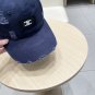 The 2025 Celine new minimalist baseball cap, a big brand style, is super easy to match (3)
