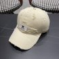 The 2025 Celine new minimalist baseball cap, a big brand style, is super easy to match (12)
