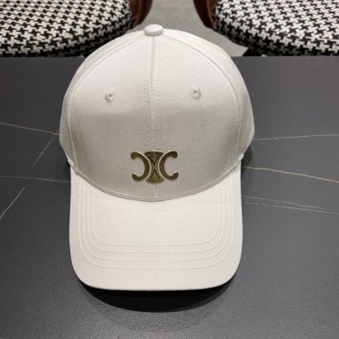 The 2025 Celine new minimalist baseball cap, a big brand style, is super easy to match (14)