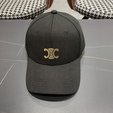 The 2025 Celine new minimalist baseball cap, a big brand style, is super easy to match (16)