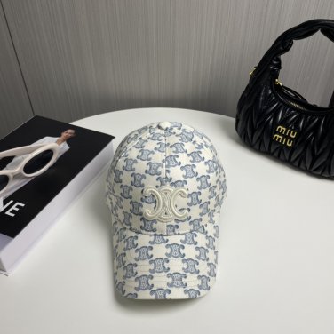 The 2025 CELINE SpringSummer denim baseball cap is super easy to match