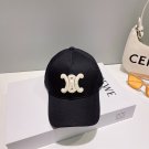 The 2025 CELINE SpringSummer denim baseball cap is super easy to match (6)