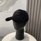 The 2025 CELINE SpringSummer denim baseball cap is super easy to match (14)