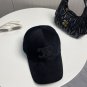 The 2025 CELINE SpringSummer denim baseball cap is super easy to match (14)