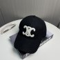 The 2025 CELINE SpringSummer denim baseball cap is super easy to match (17)