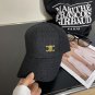 The 2025 CELINE SpringSummer denim baseball cap is super easy to match (23)