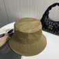 The CELINE fisherman's hat is made of pure cotton and can be worn all year round (16)