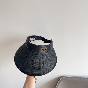 Chanel's new summer 2025 hats are versatile and casual for women (52)