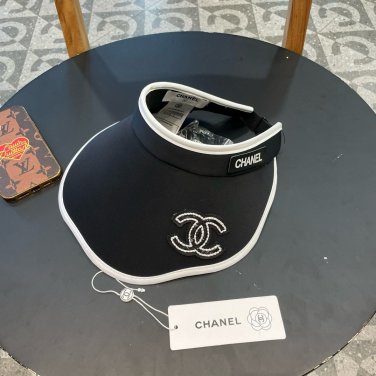 Chanel's new summer 2025 hats are versatile and casual for women (56)
