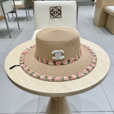 Chanel's new summer 2025 hats are versatile and casual for women (89)