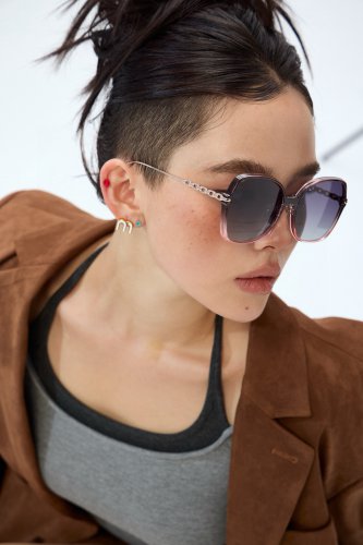 Chanel's new summer 2025 hats are versatile and casual for women (144)