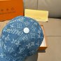 LV's new baseball cap is a great match! (5)