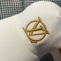 LV's new baseball cap is a great match! (10)