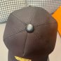 LV's new baseball cap is a great match! (11)