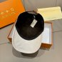 LV's new baseball cap is a great match! (17)
