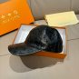 LV's new baseball cap is a great match! (18)