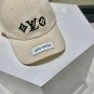 LV's new baseball cap is a great match! (22)