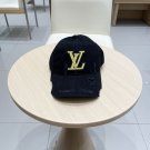 LV's new baseball cap is a great match! (41)