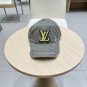 LV's new baseball cap is a great match! (42)