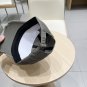 LV's new baseball cap is a great match! (42)