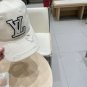 LV's new baseball cap is a great match! (43)