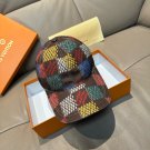 LV's new baseball cap is a great match! (63)
