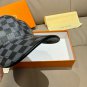LV's new baseball cap is a great match! (70)
