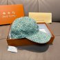 LV's new baseball cap is a great match! (106)