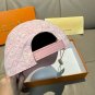 LV's new baseball cap is a great match! (107)