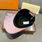 LV's new baseball cap is a great match! (107)