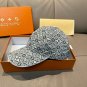 LV's new baseball cap is a great match! (108)