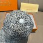 LV's new baseball cap is a great match! (108)