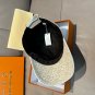 LV's new baseball cap is a great match! (109)