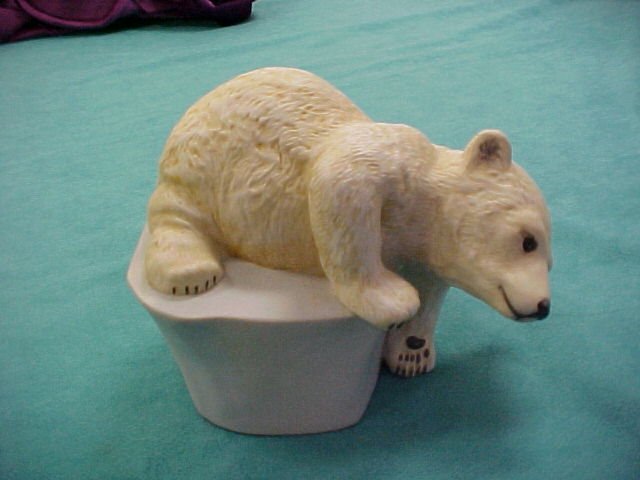 Franklin Porcelain 1982 BRRRR ! Polar Bear Cub Ice Berg