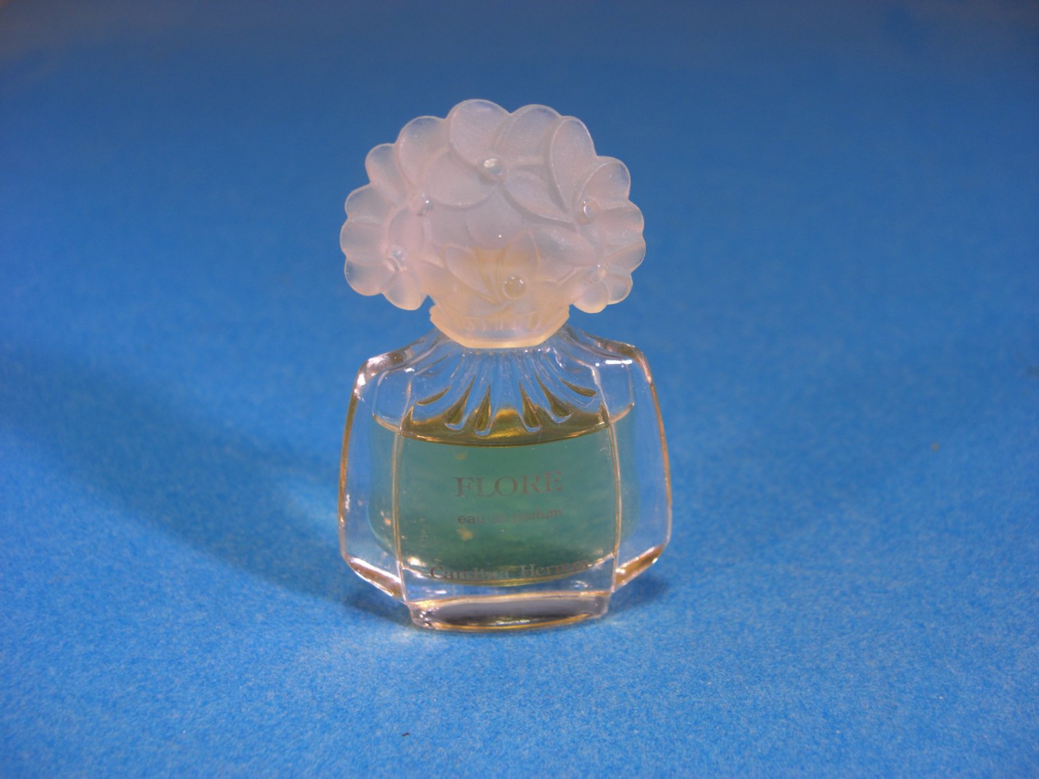 Flore EDP Carolina Herrerra Perfume Mini .13 FL OZ 4ML