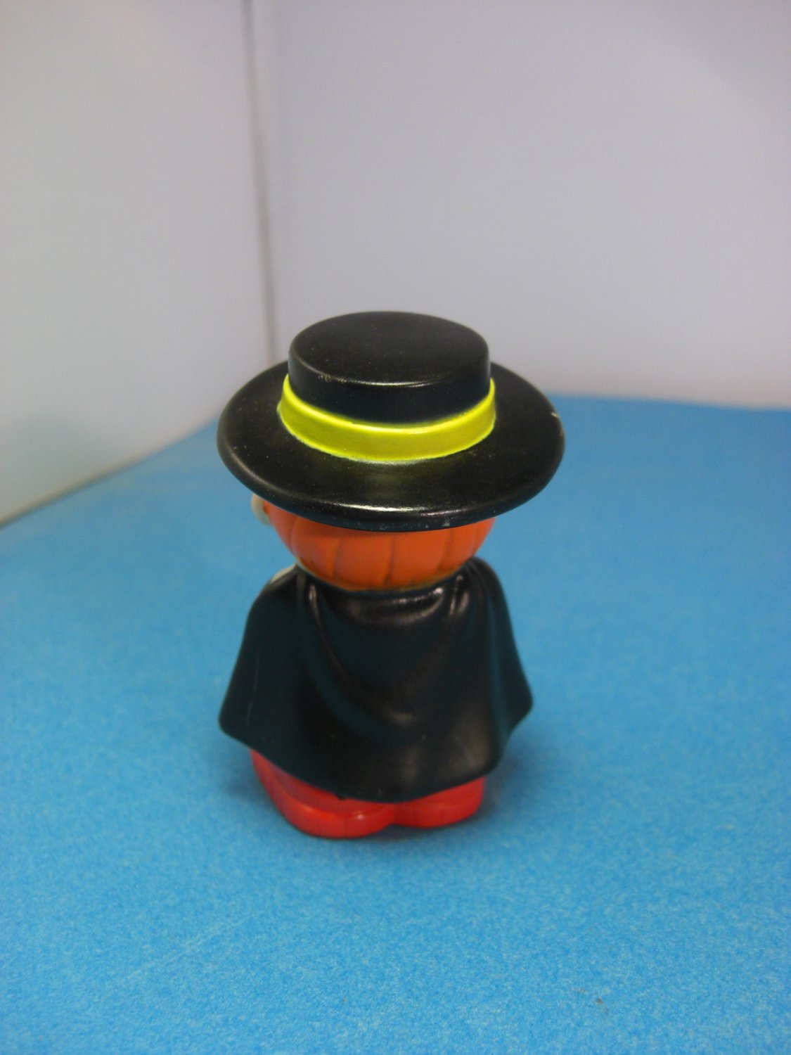 2004 Mcdonald's Hamburglar Figure Toy Pretend Play Mcdonald's Figure Toy