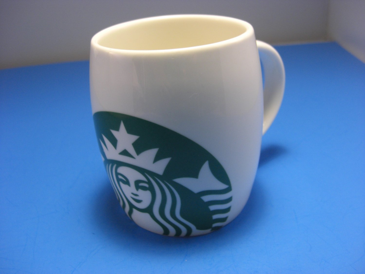Starbucks Coffee Mug 2010 Mermaid Logo Green & White Ceramic Cup 14oz