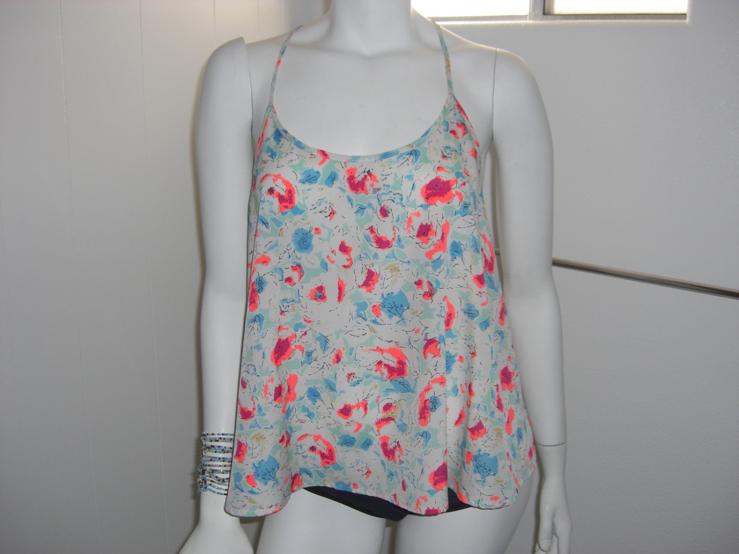 Elodie Nordstrom Blue Orange Pink Floral Hi Low Tank Top Floral Print Size Junior L Polyester