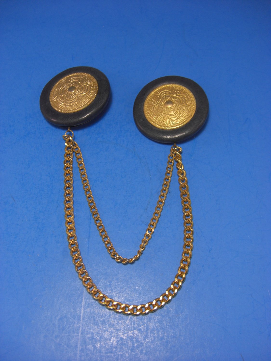 Double Chain Sweater Guard Collar Medallion Brooches Vintage Style