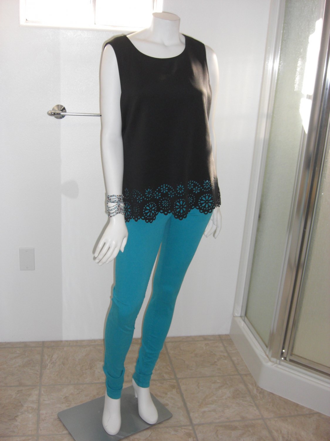 Calvin Klein BLACK Sleeveless Blouse Mesh Lace Size XL