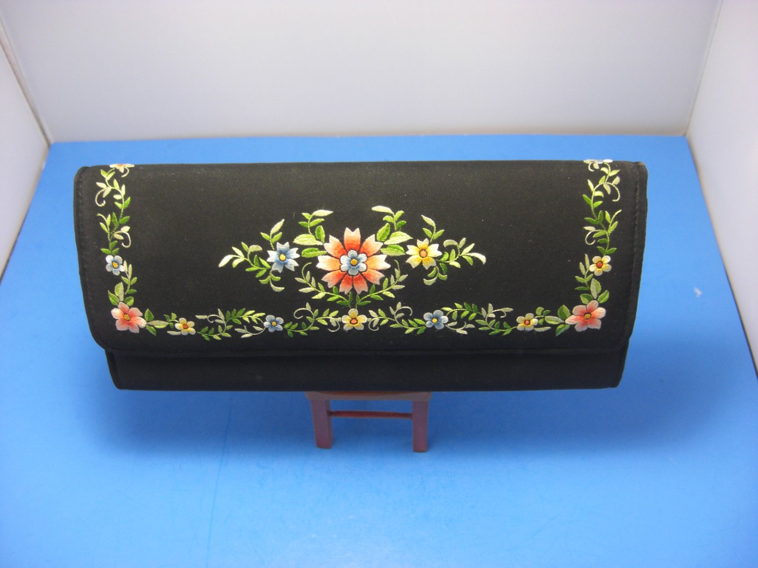Black Floral Clutch Fabric Evening Bag Cocktail Embroidered Purse
