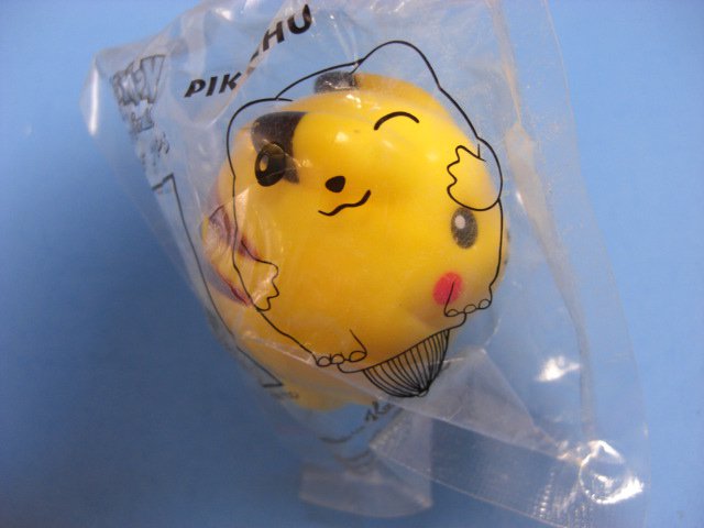 Pokemon Yellow Pikachu Plastic Coin (for The TCG) – Dan123yal Toys+