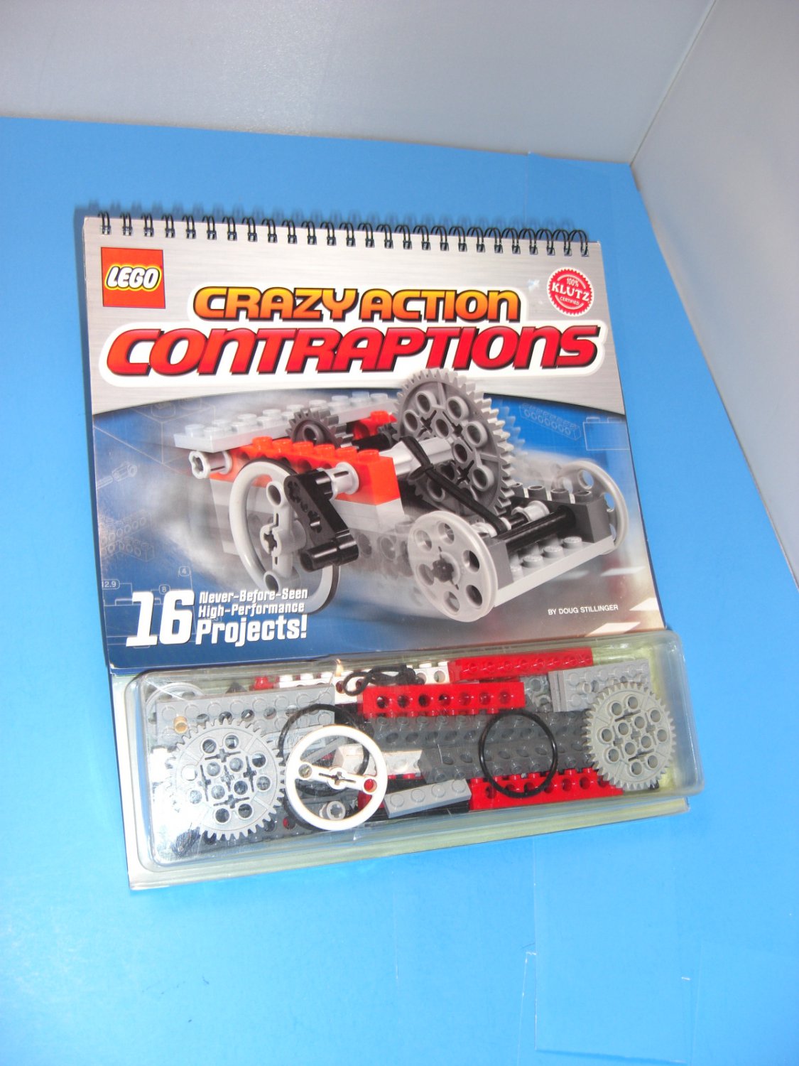 LEGO Crazy Action Contraptions by Editors of Klutz 2008