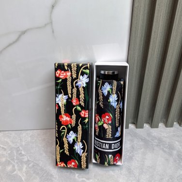 2025 Dior Sunscreen Umbrella (42)