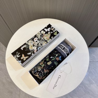 2025 Dior Sunscreen Umbrella (44)