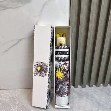 2025 Dior Sunscreen Umbrella (61)