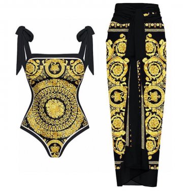 Versace's new swimsuit is double-sided and highly recommended! Swimming clothes suitable for var