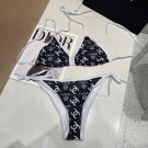 Chanel swimsuit, slim and beautiful on the upper body! Wearing very stylish SML_792